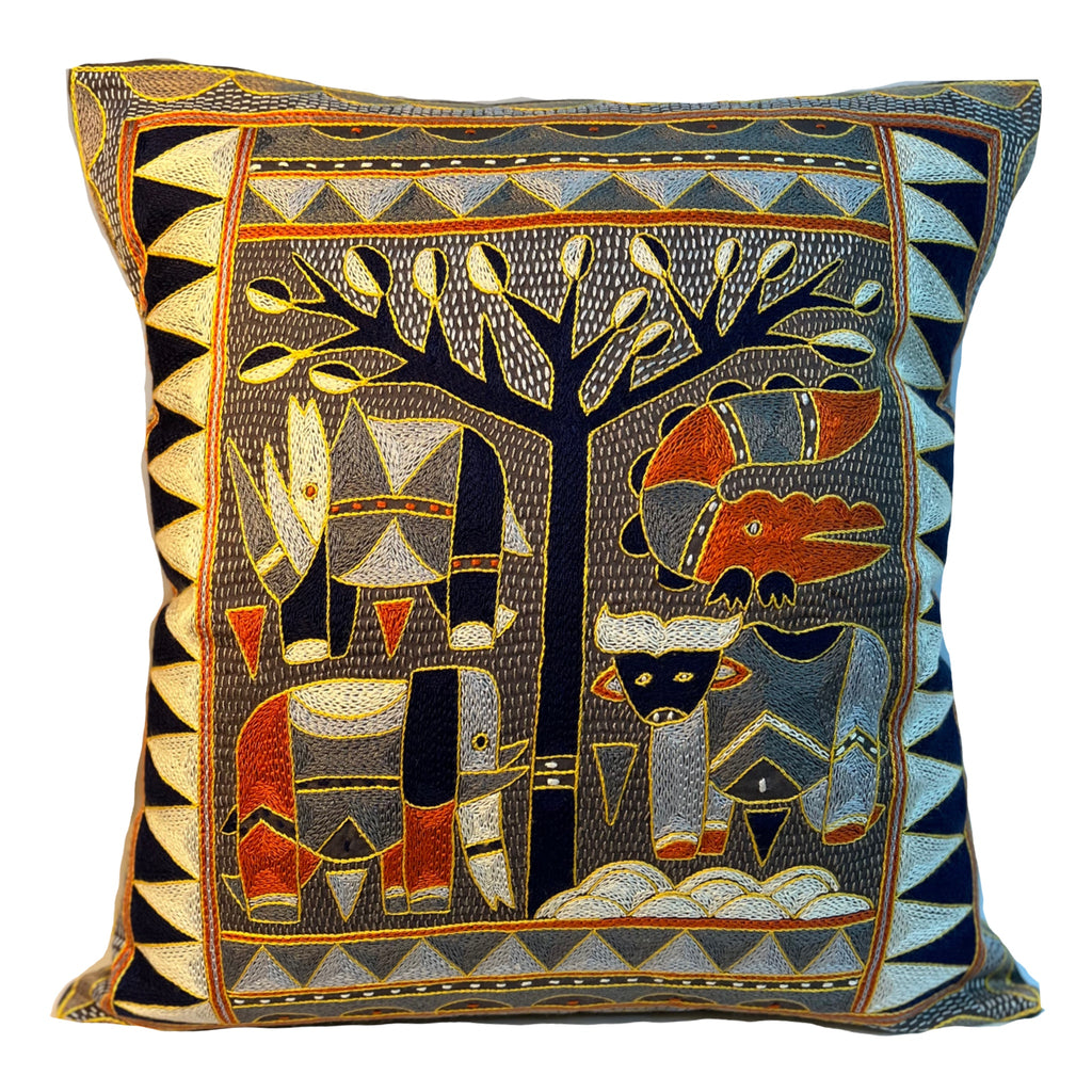 Winterveld Large Animals under a Thorntree Hand-Embroidered Cushion Cover