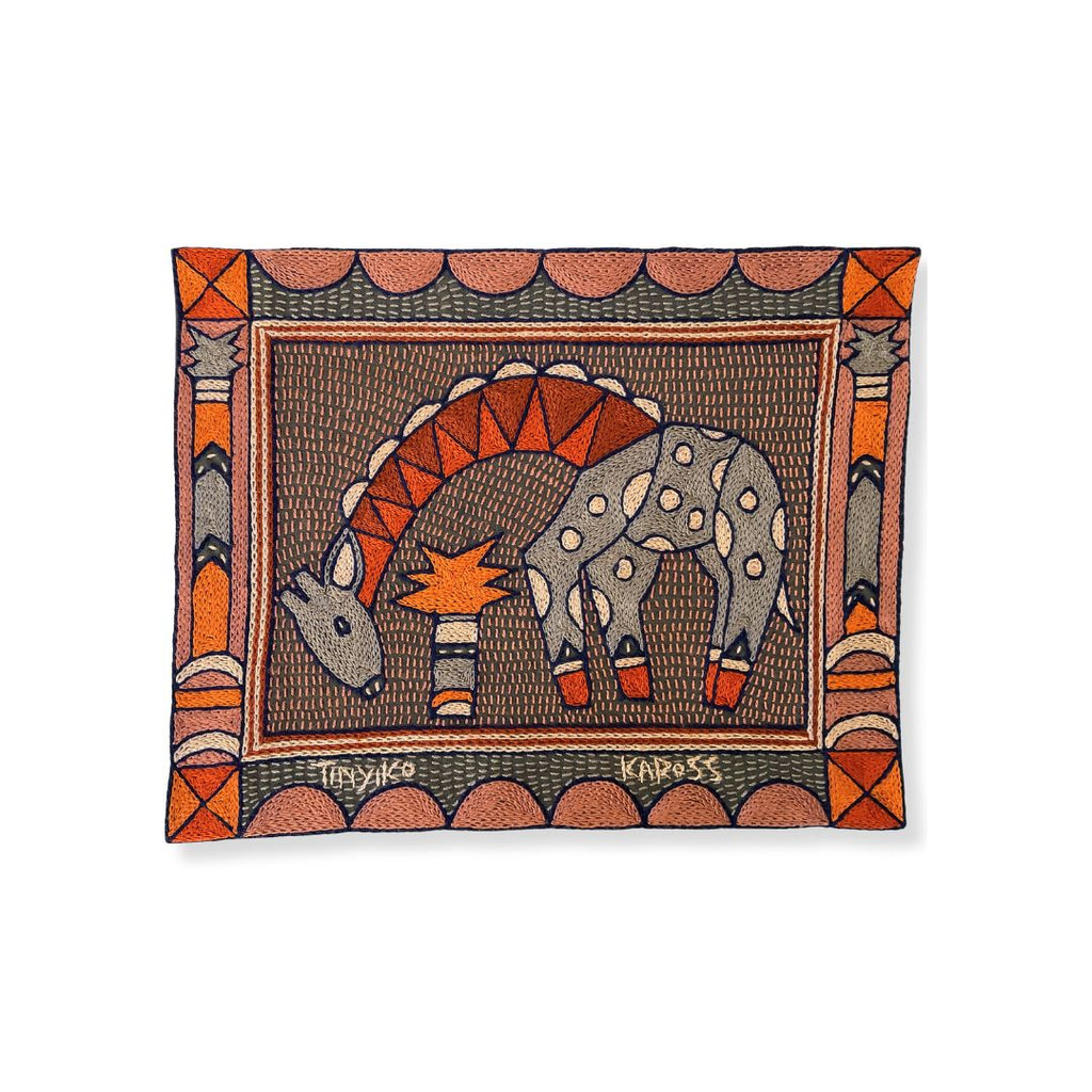 Valencia Giraffe Hand-Embroidered Unpadded Placemat